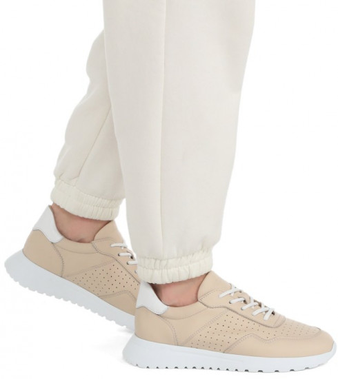 Кроссовки женские