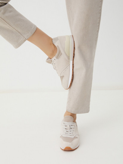 Кроссовки женские