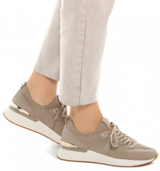 Кроссовки женские