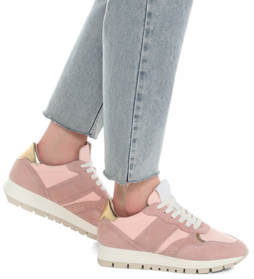 Кроссовки женские