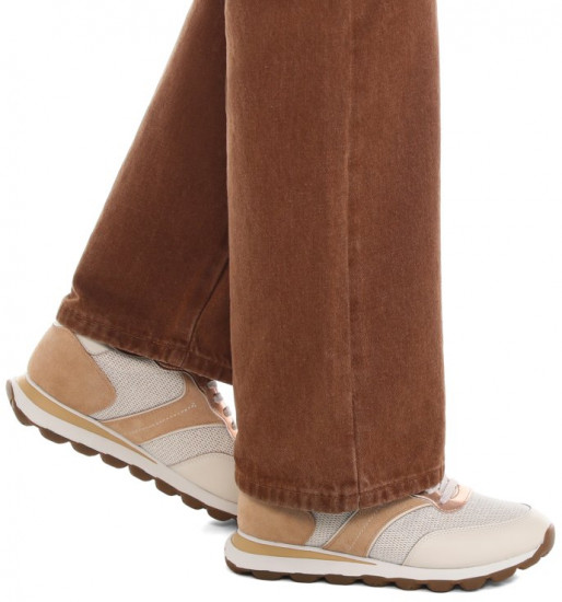 Кроссовки женские