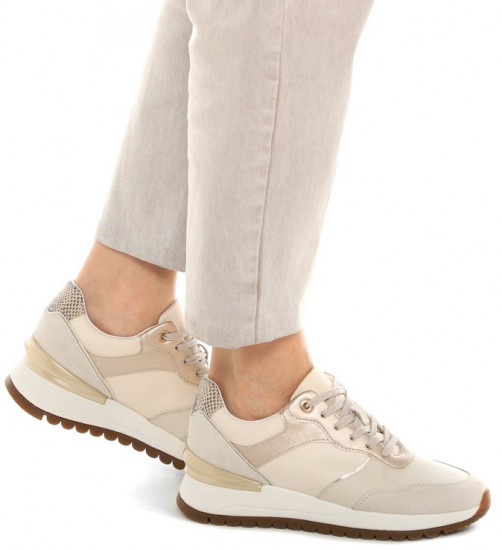 Кроссовки женские