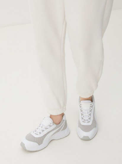 Кроссовки женские