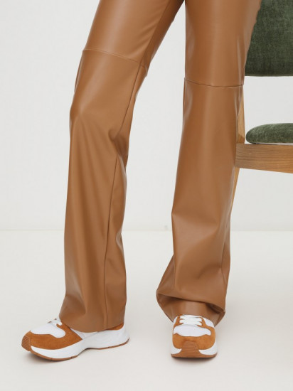 Кроссовки женские