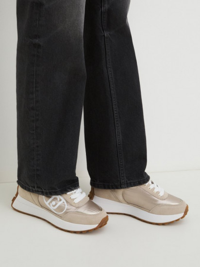 Кроссовки женские