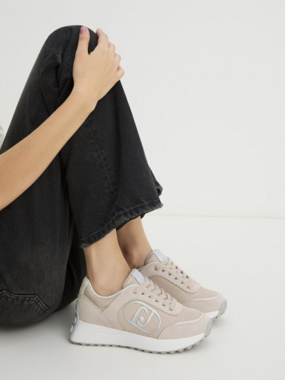 Кроссовки женские