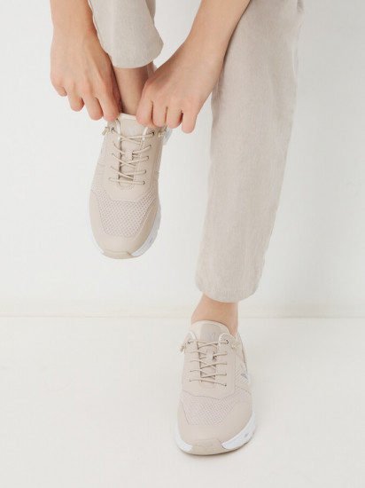 Кроссовки женские