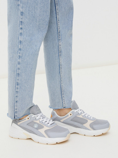 Кроссовки женские