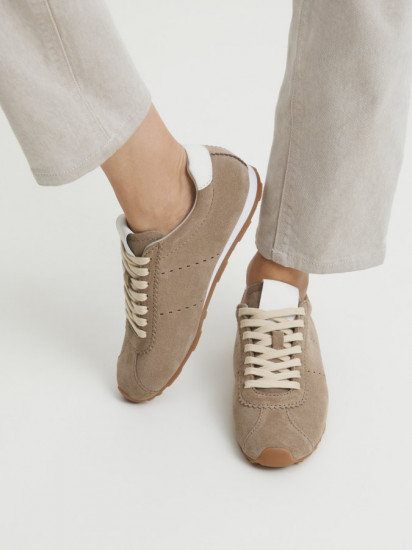 Кроссовки женские