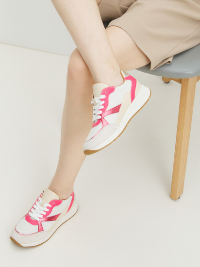 Кроссовки женские