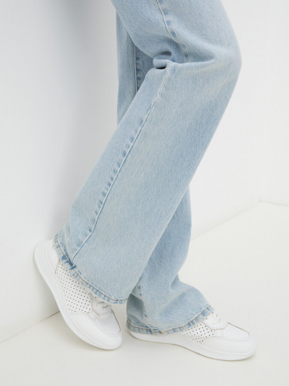 Кроссовки женские