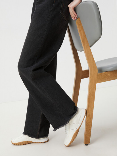 Кроссовки женские