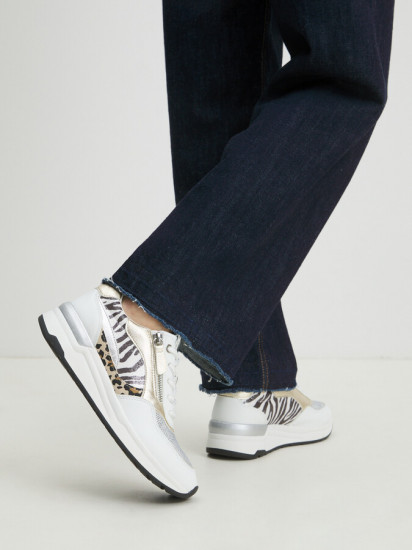 Кроссовки женские