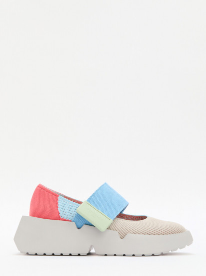 Кроссовки женские