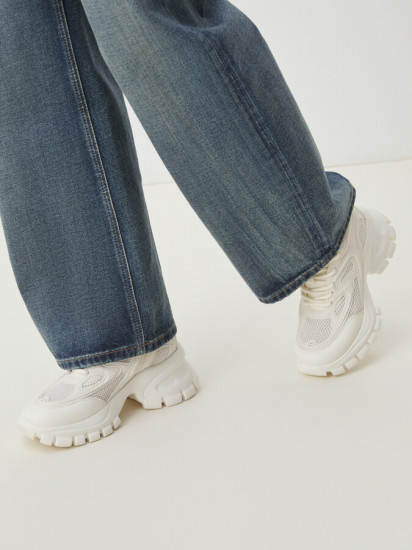 Кроссовки женские