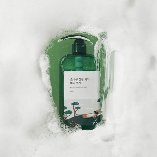 Успокаивающий гель для душа с экстрактами сосны и центеллы «Pine Calming Cica Body Wash»