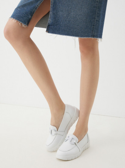 Лоферы женские