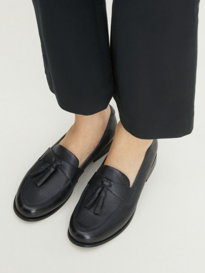 Лоферы женские