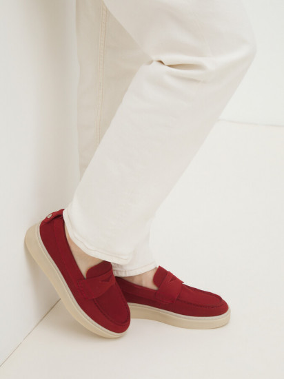 Лоферы женские