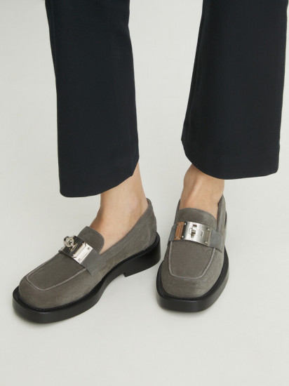 Лоферы женские