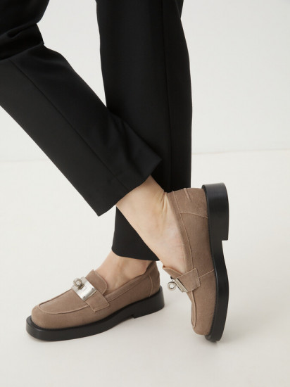 Лоферы женские