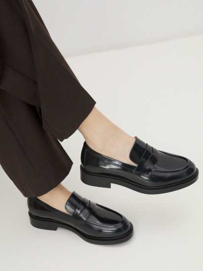 Лоферы женские