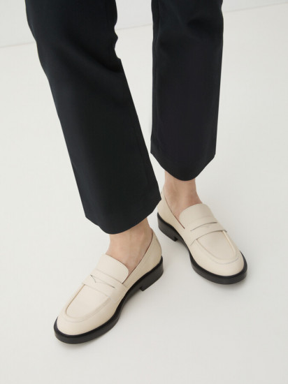 Лоферы женские