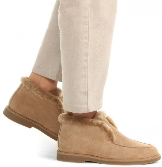 Лоферы женские