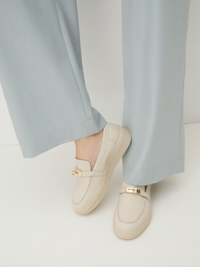 Лоферы женские