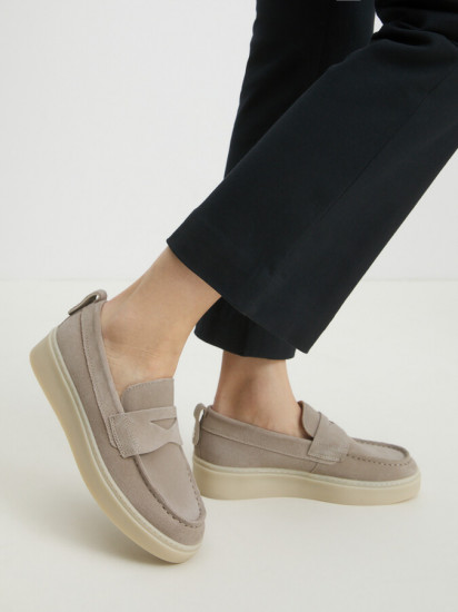 Лоферы женские