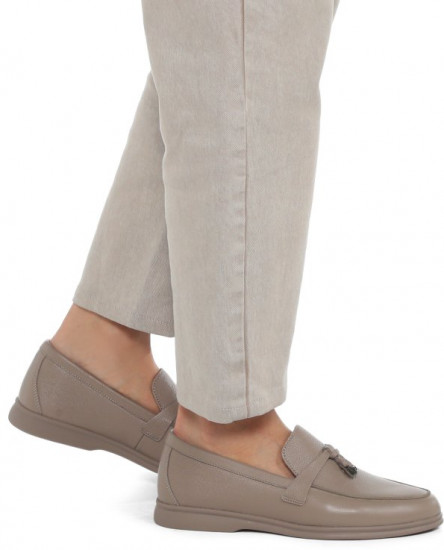 Лоферы женские