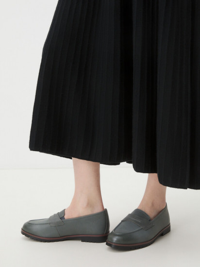 Лоферы женские