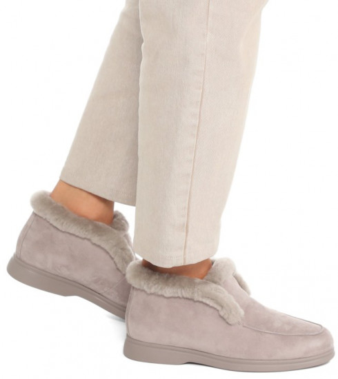 Лоферы женские