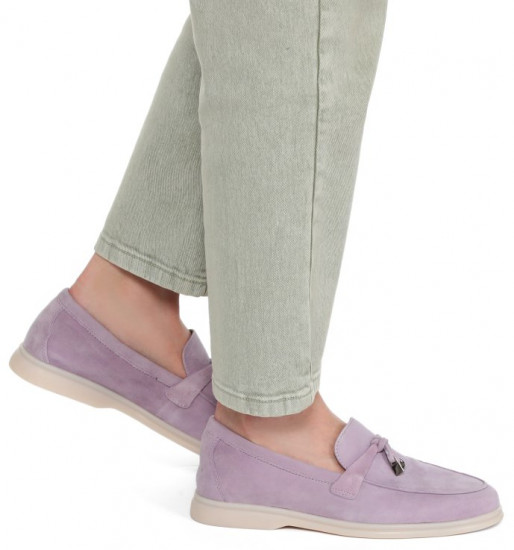 Лоферы женские