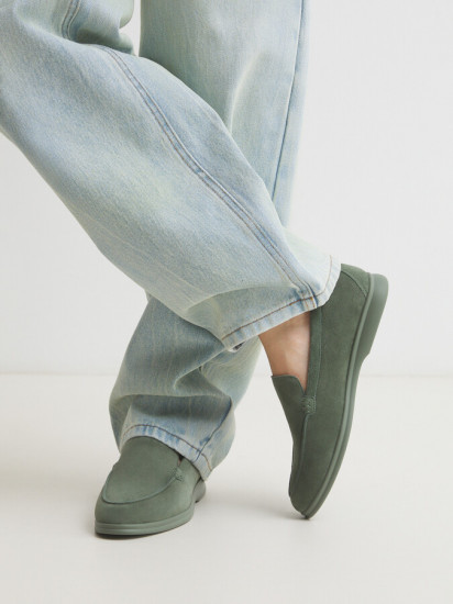 Лоферы женские