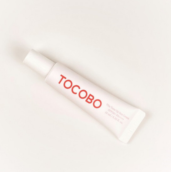 Солнцезащитный крем для лица SPF50+ PA++++ «Vita Tone Up Sun Cream»