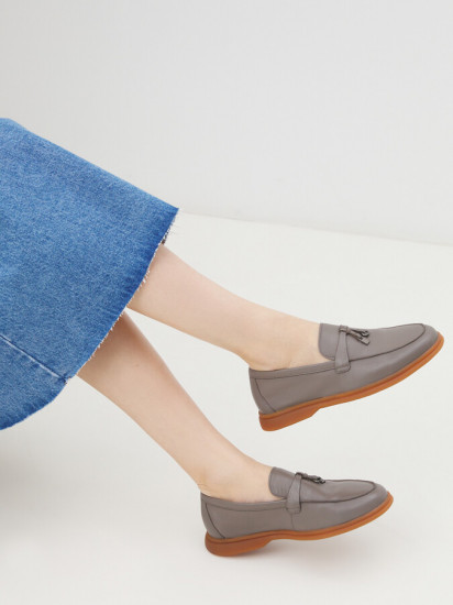 Лоферы женские