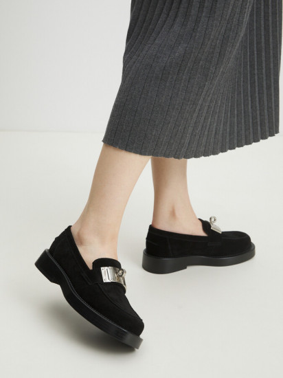 Лоферы женские