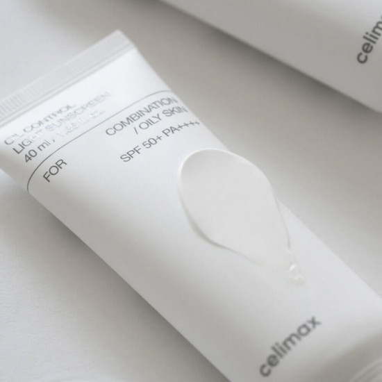 Крем для лица солнцезащитный себорегулирующий «Oil Control Light Sunscreen» SPF50+ PA++++