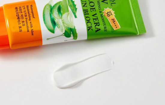 Набор солнцезащитных средств для лица «UV Sun Block Duo Aloe Vera & Collagen» SPF50 PA+++