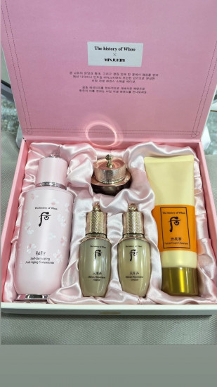 Набор для лица уходовый «Self-Generating Anti-Aging Concentrate X MinjuKim Edition»