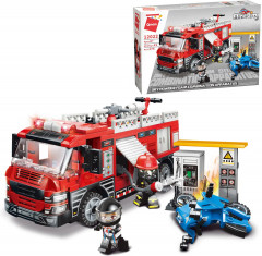 Конструктор «Пожарная машина. Тушение автозаправочной станции» - Фото 1