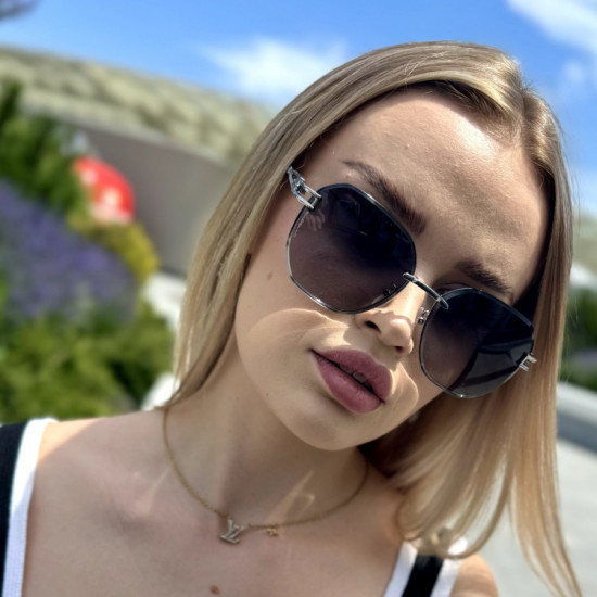  Очки солнцезащитные «Linda Black Fade»
