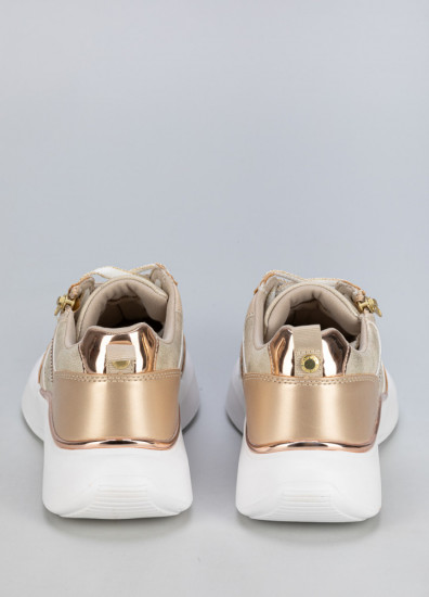 Кроссовки женские