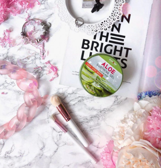 Гель для лица и тела успокаивающий с экстрактом алоэ