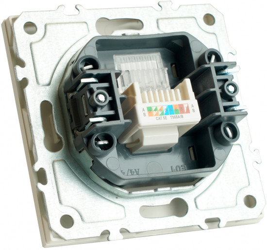 Розетка компьютерная одноместная RJ-45