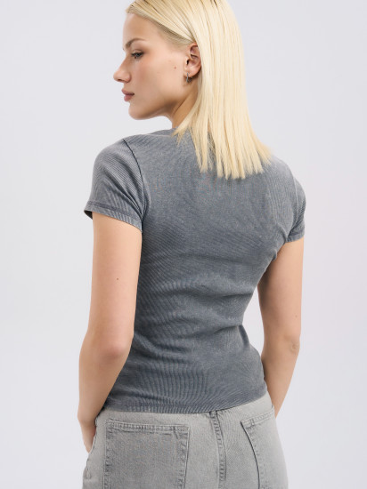 Футболка женская