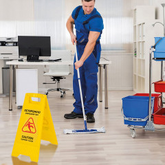 Знак предупреждающий «Осторожно! Скользкий пол!» - Фото 9