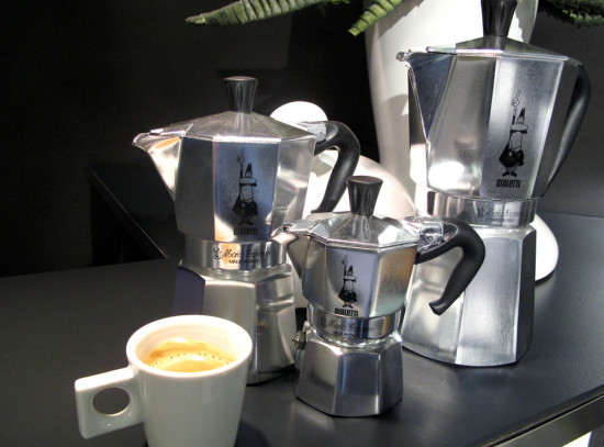 Кофеварка гейзерная Bialetti «Moka Express 2»