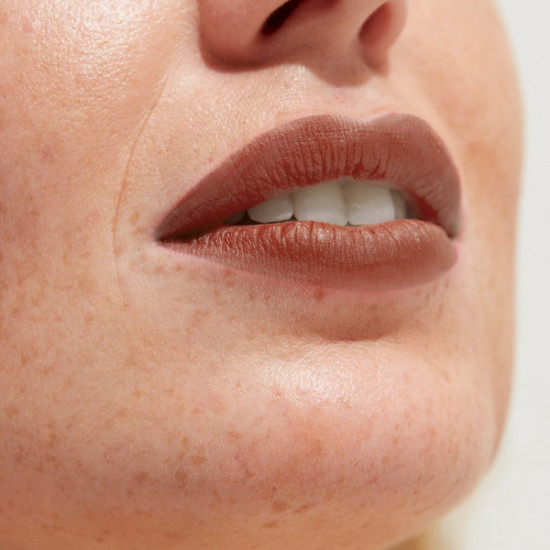 Помада для губ «Luxury Nude Lips Lipstick», тон 005 Bare